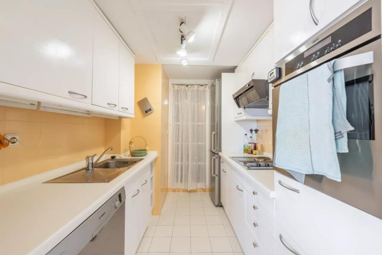 Marina Vistas - Puerto Marina Appartement Benalmádena Buitenkant foto