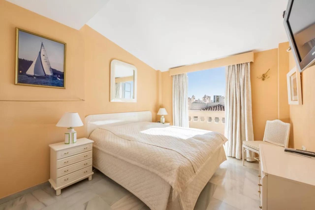 Marina Vistas - Puerto Marina Appartement Benalmádena Buitenkant foto